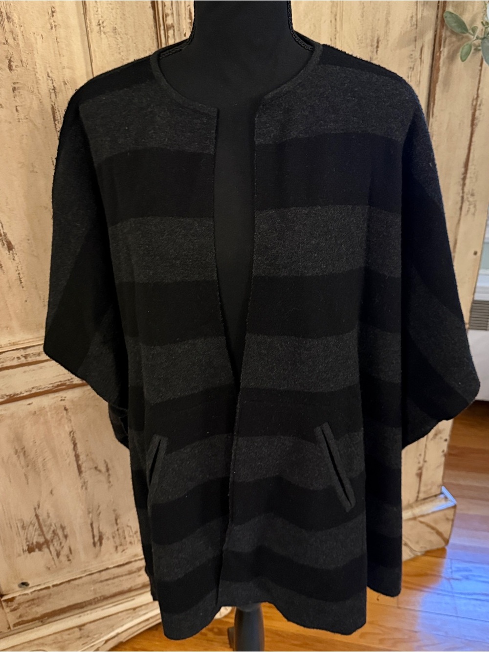 Eileen Fisher oversized woolOpen front cardigan dolman style short sleeve. S/M.